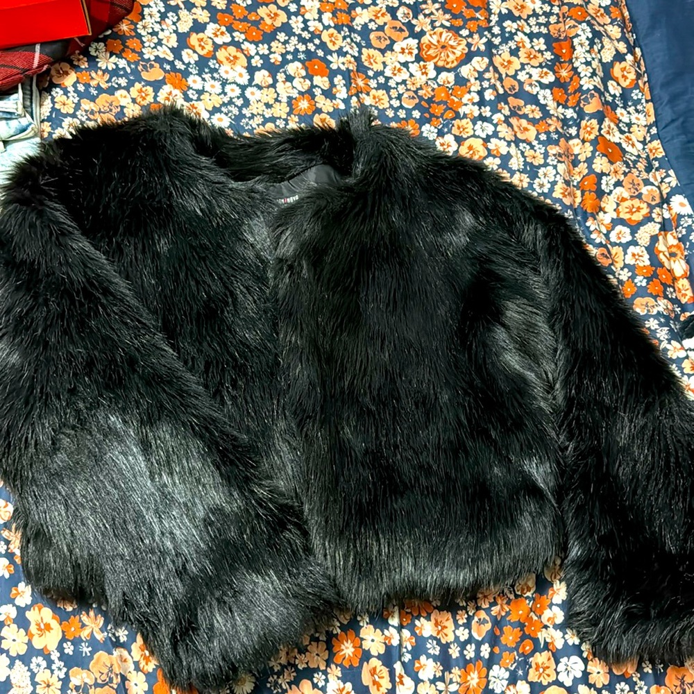 Fashion Nova fuzzy jacket